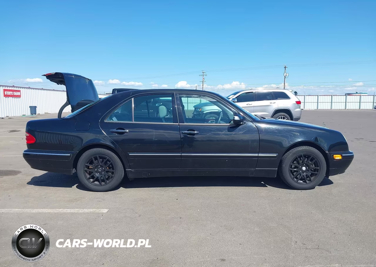 2002 Mercedes-Benz E 320 Special Edition VIN:WDBJF65J52B499259 - 13
