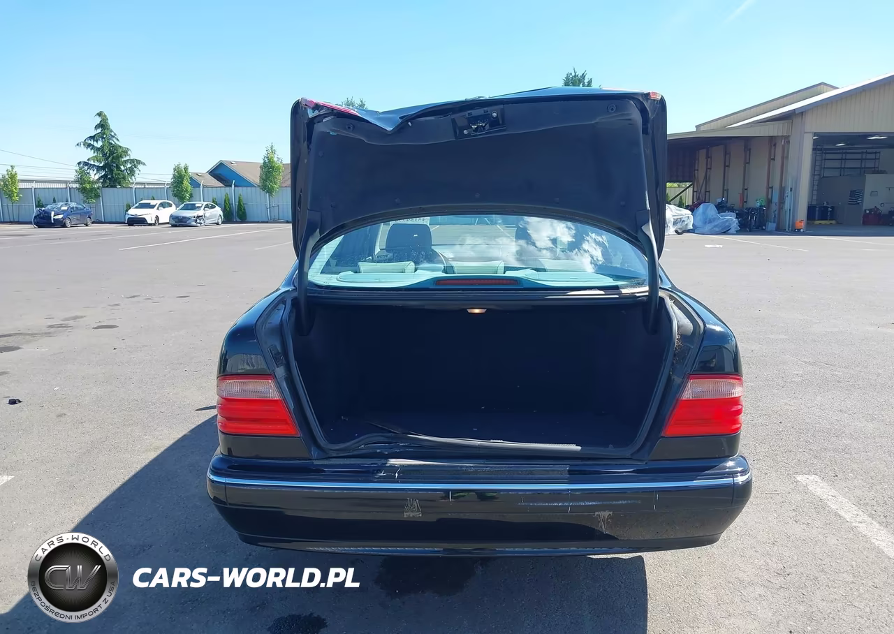 2002 Mercedes-Benz E 320 Special Edition VIN:WDBJF65J52B499259 - 16