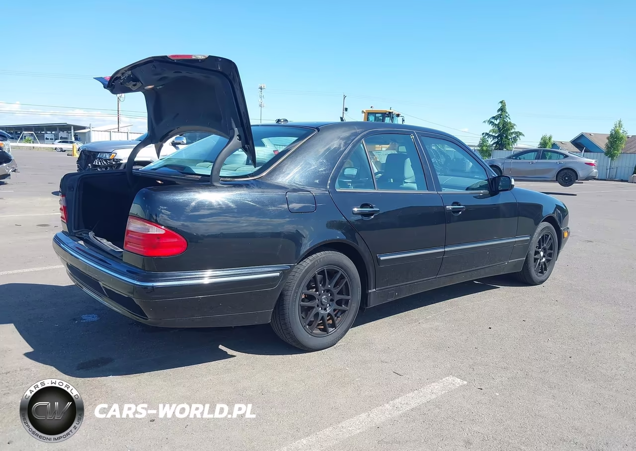 2002 Mercedes-Benz E 320 Special Edition VIN:WDBJF65J52B499259 - 4