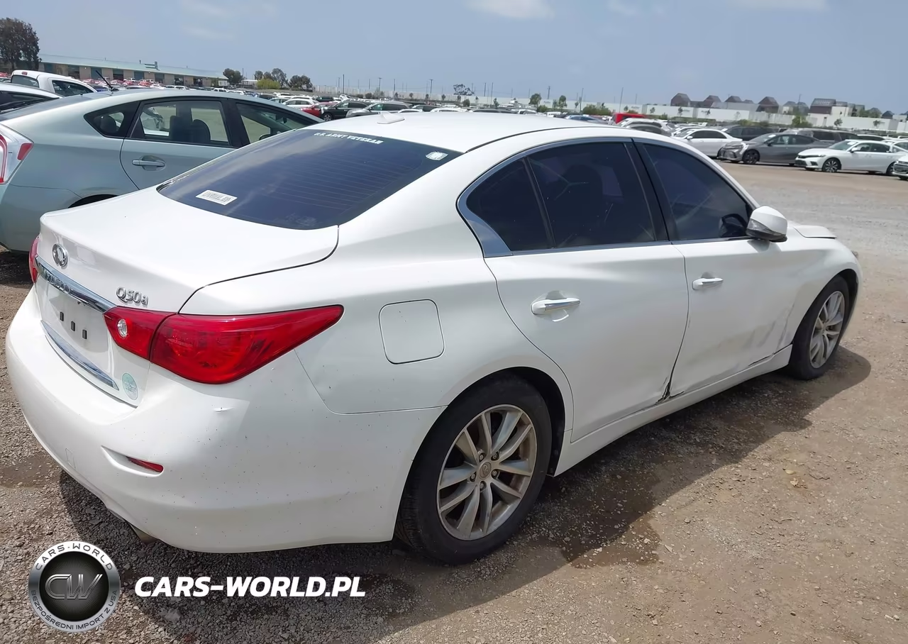 2015 Infiniti Q50 VIN:JN1BV7APXFM338783 - 4
