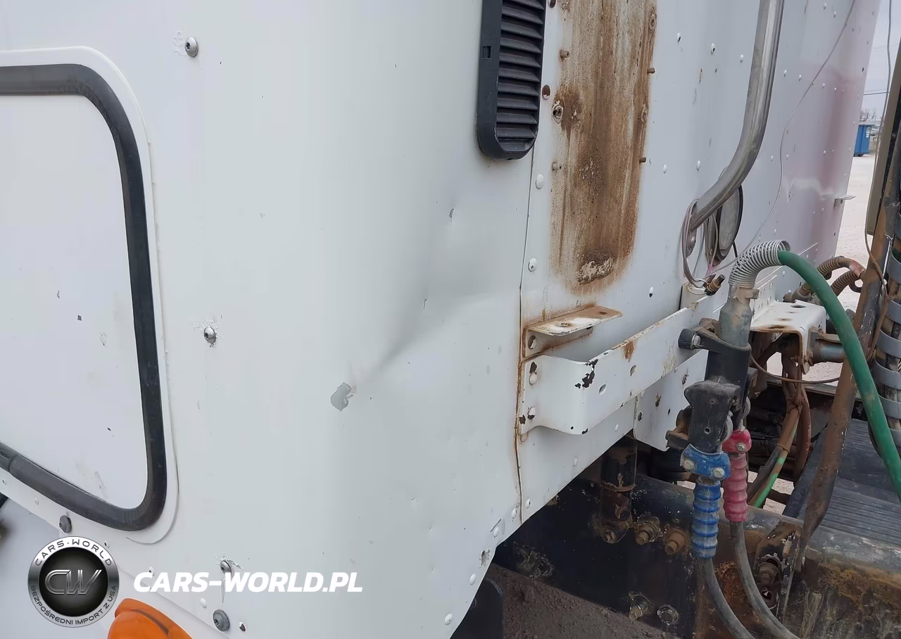 2007 Freightliner Conventional Columbia VIN:1FUJA6CVX7LW95892 - 11