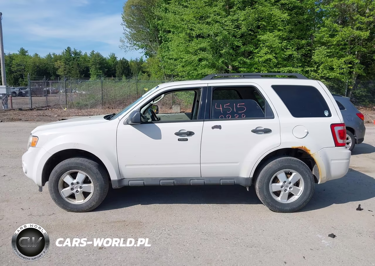 2010 Ford Escape Xlt VIN:1FMCU0D70AKD09011 - 12