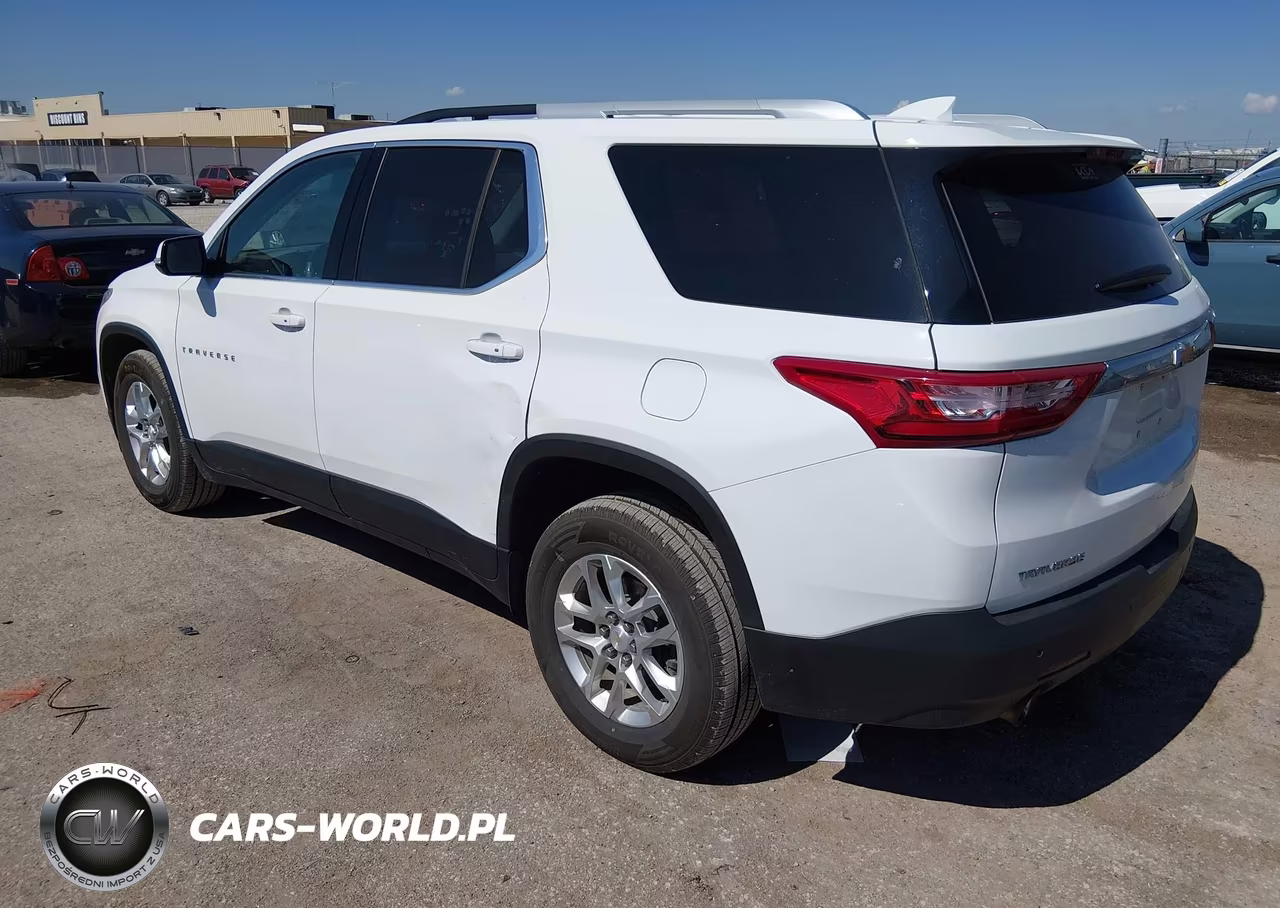 2018 Chevrolet Traverse 1Lt VIN:1GNERGKW3JJ115572 - 3