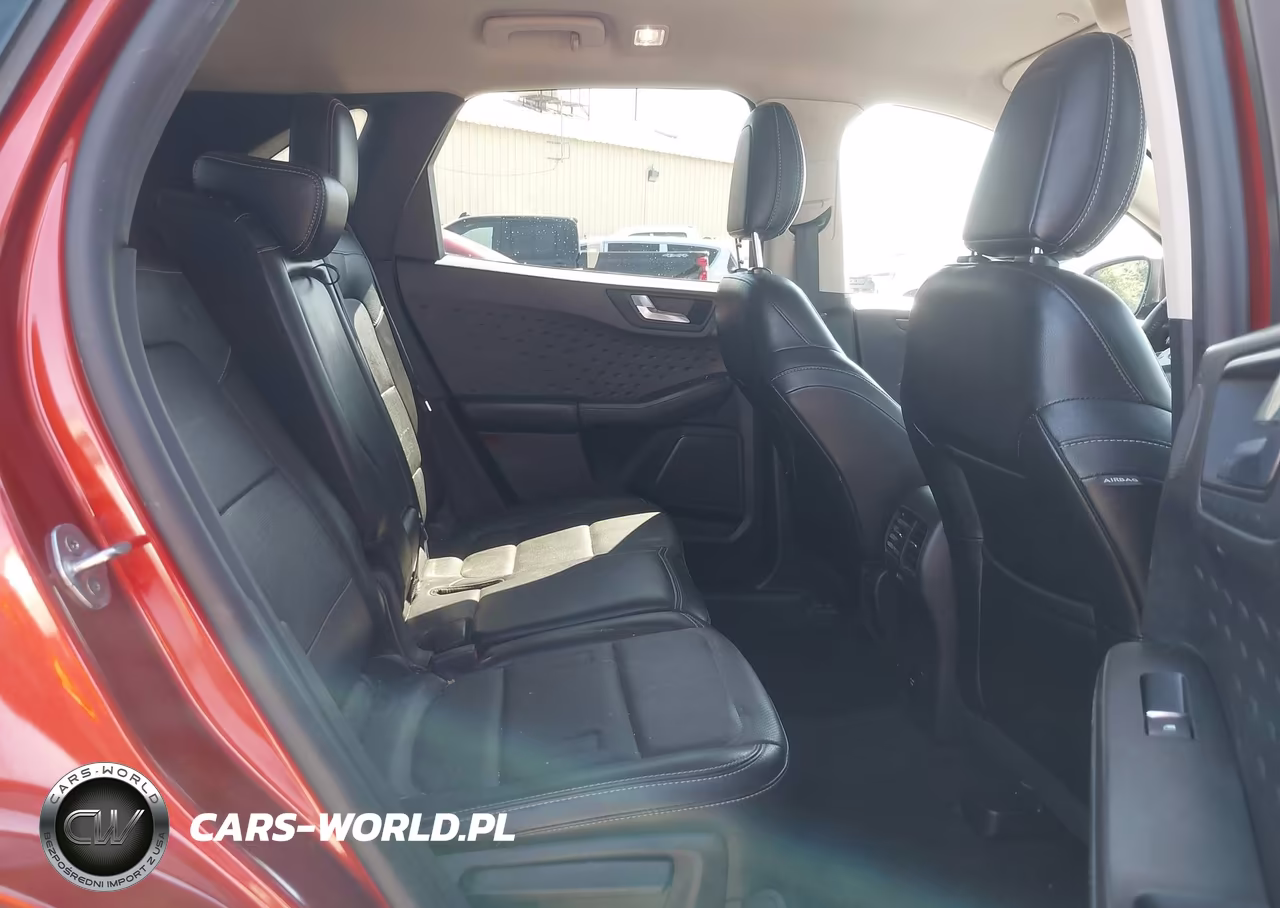 2020 Ford Escape Titanium VIN:1FMCU9J96LUB10885 - 8