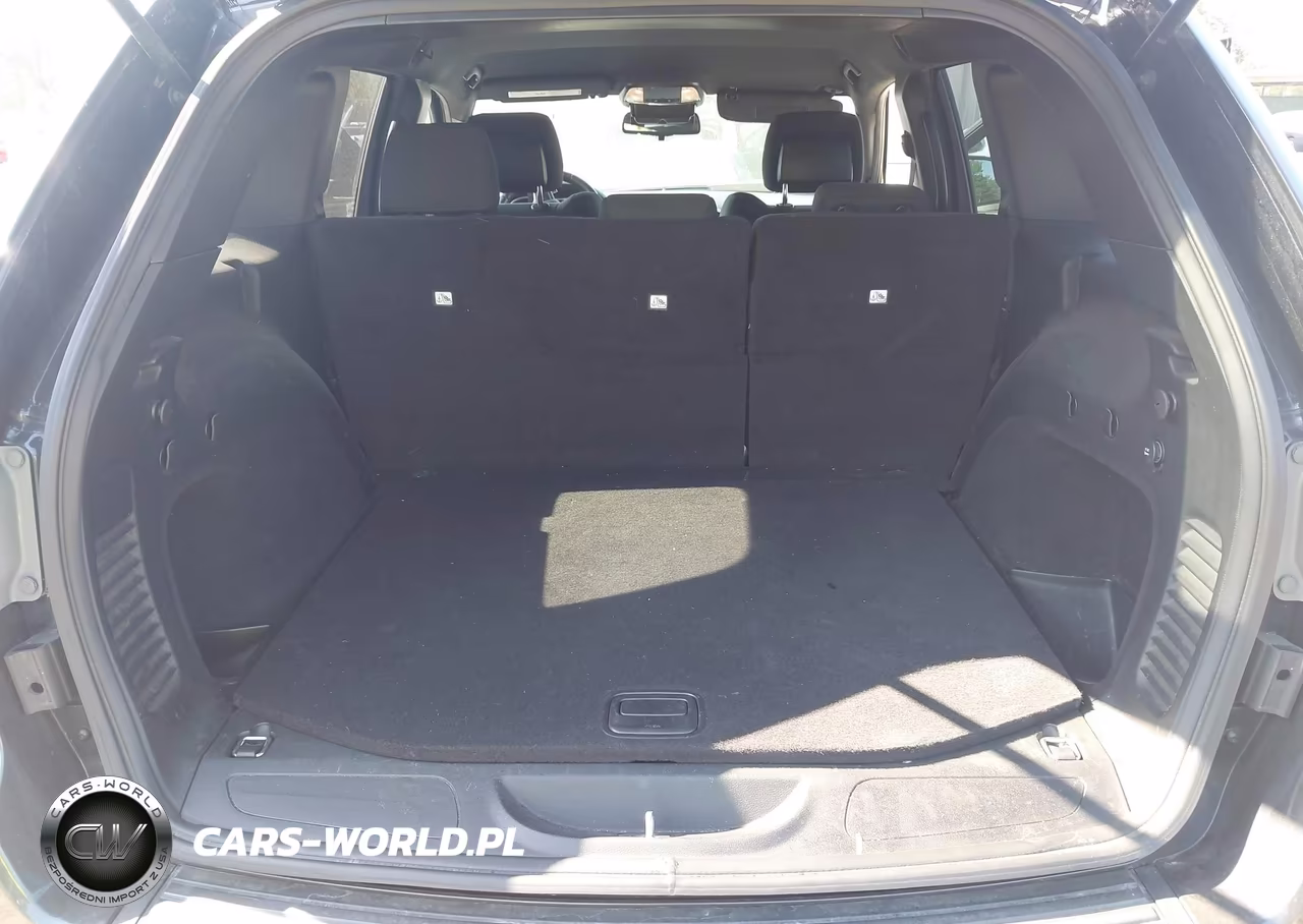 2016 Jeep Grand Cherokee Laredo VIN:1C4RJFAG1GC436349 - 17