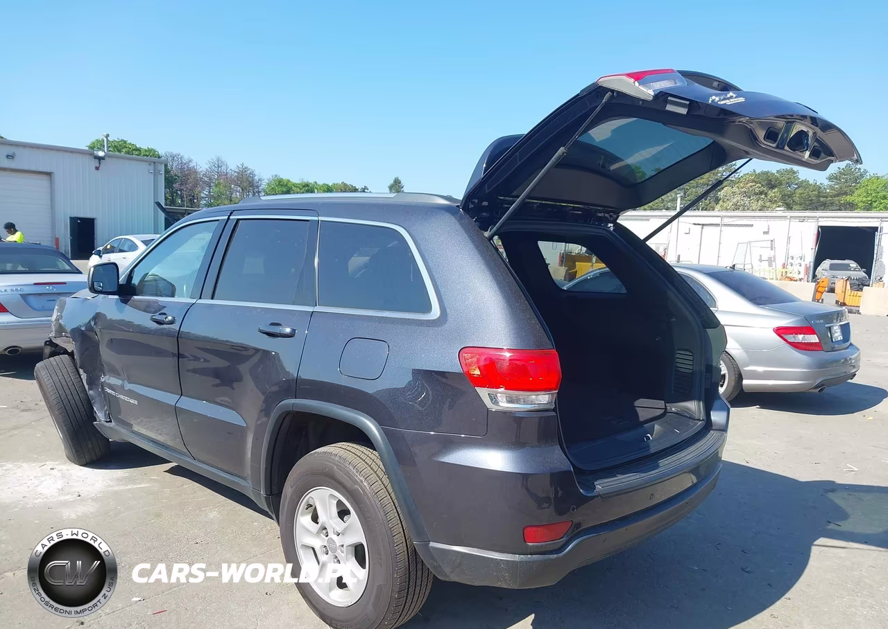 2016 Jeep Grand Cherokee Laredo VIN:1C4RJFAG1GC436349 - 3
