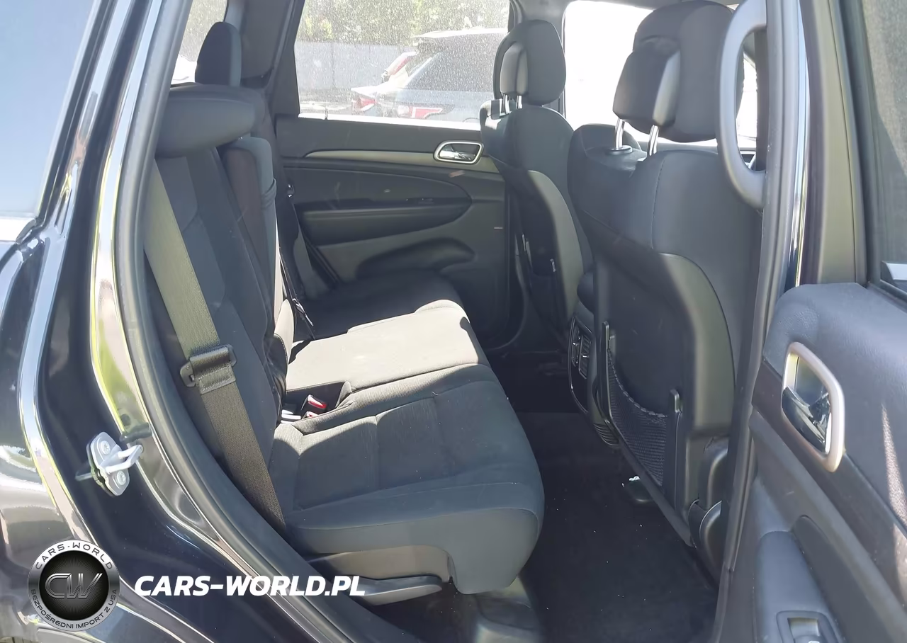2016 Jeep Grand Cherokee Laredo VIN:1C4RJFAG1GC436349 - 8
