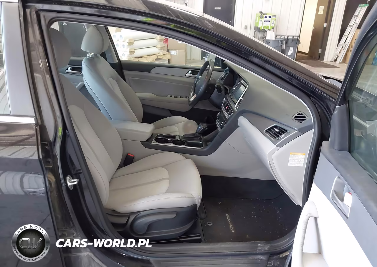 2018 Hyundai Sonata Hybrid Se VIN:KMHE24L36JA083745 - 5