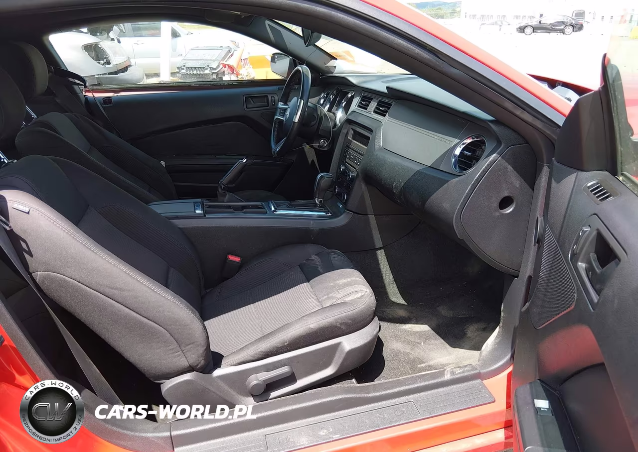 FORD MUSTANG VIN:1ZVBP8AM6D5216235 - 5