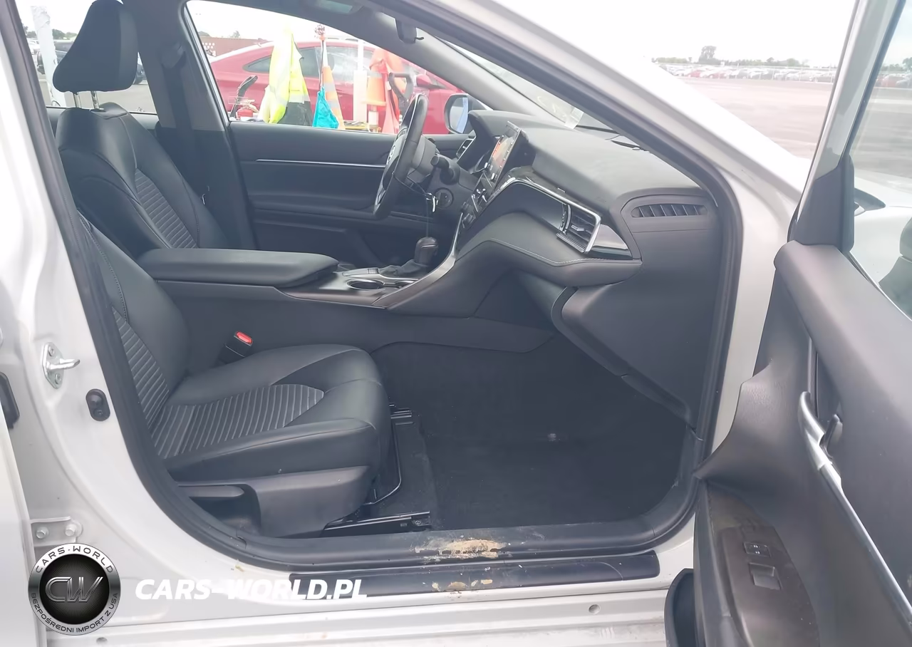 2024 Toyota Camry Se VIN:4T1G11AK5RU240731 - 5