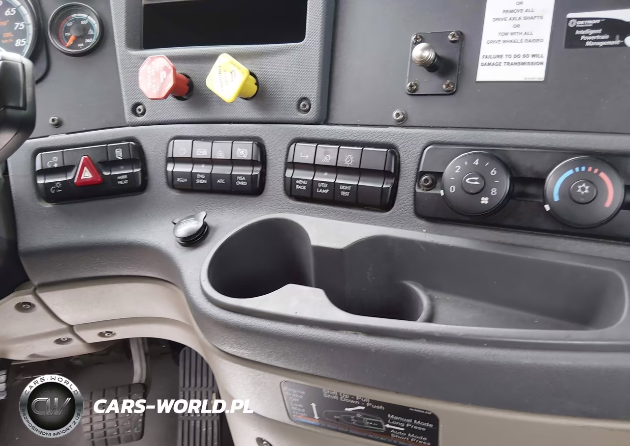 2018 Freightliner Cascadia 125 VIN:3AKJGEDV8JSKC1275 - 14