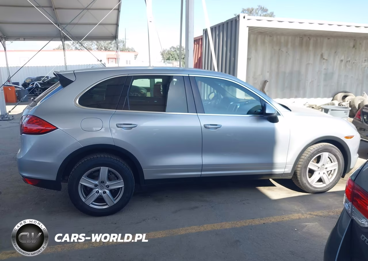 2012 Porsche Cayenne VIN:WP1AA2A26CLA10143 - 14