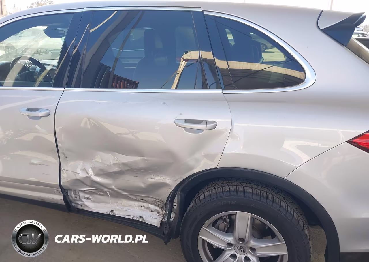 2012 Porsche Cayenne VIN:WP1AA2A26CLA10143 - 6