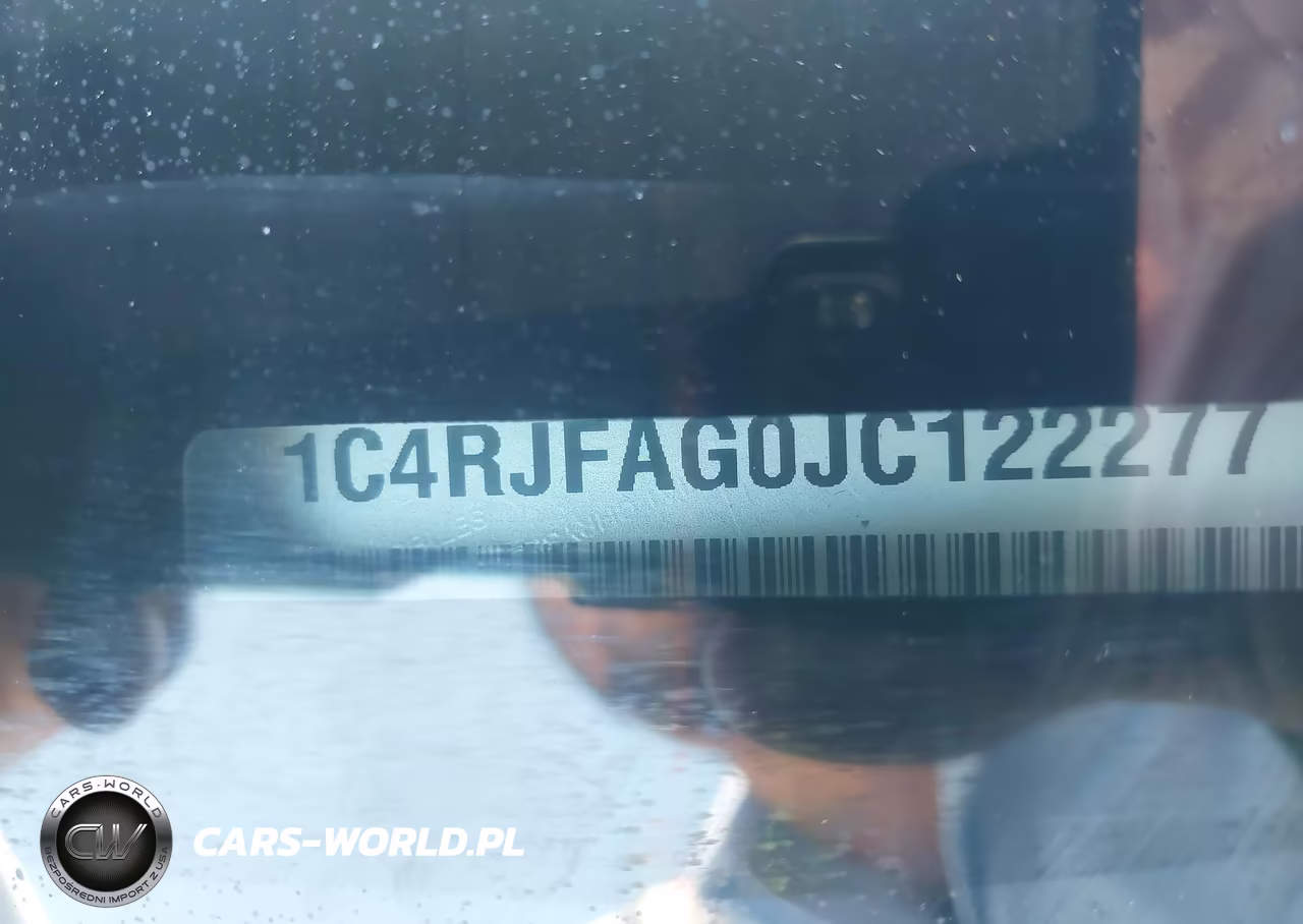 2018 JEEP GRAND CHEROKEE LAREDO VIN:1C4RJFAG0JC122277 - 9