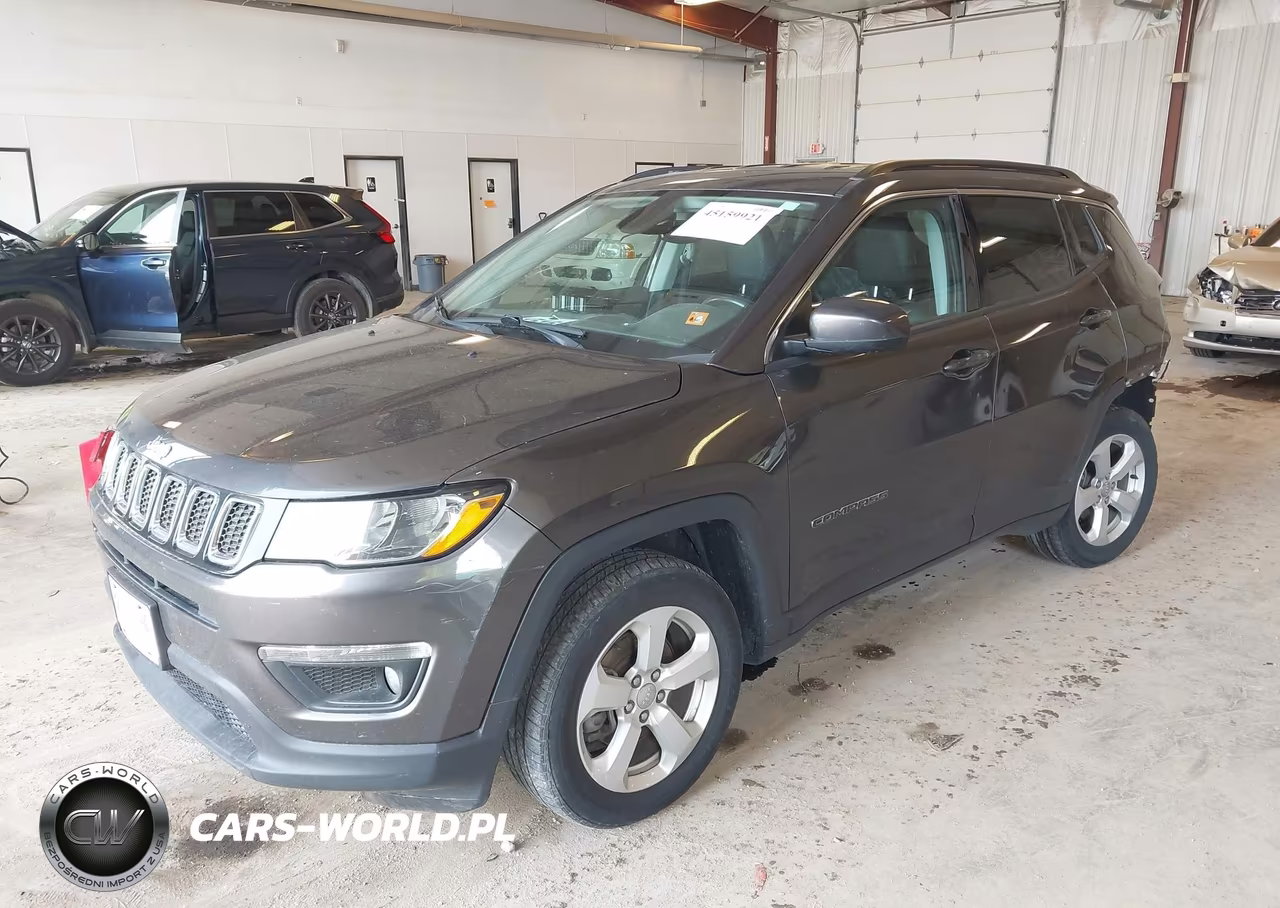 2018 Jeep Compass Latitude Fwd VIN:3C4NJCBB9JT105661 - 2