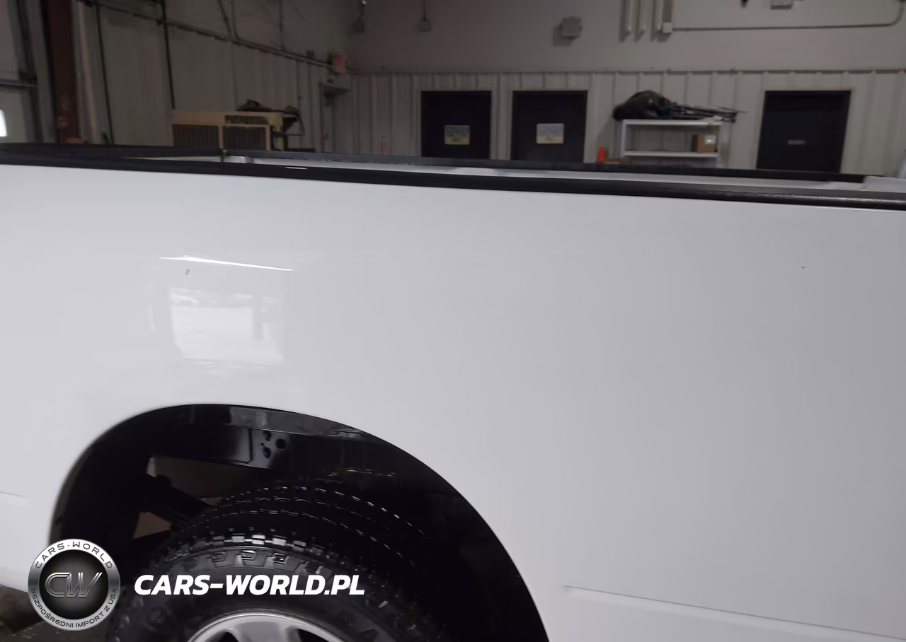2017 Ram 3500 Tradesman 4X4 8' Box VIN:3C63R3GL9HG714809 - 13