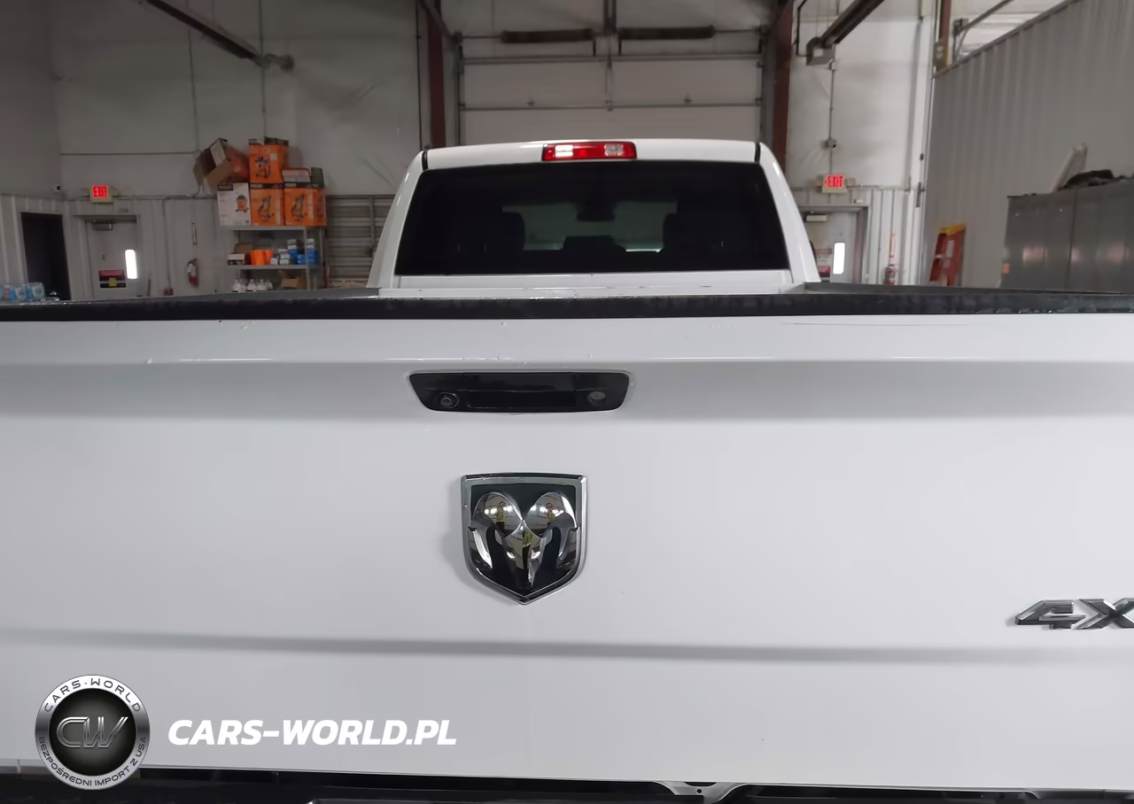 2017 Ram 3500 Tradesman 4X4 8' Box VIN:3C63R3GL9HG714809 - 15