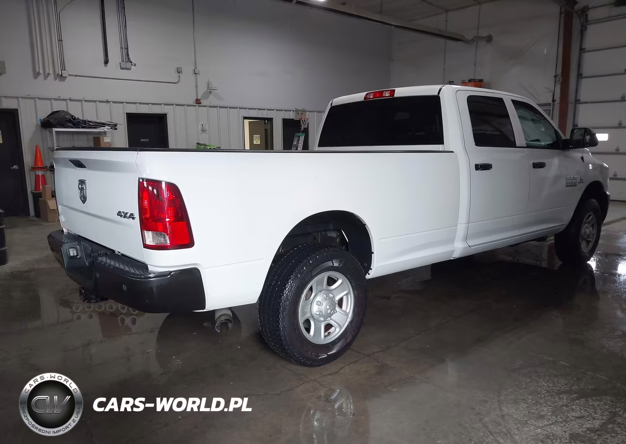2017 Ram 3500 Tradesman 4X4 8' Box VIN:3C63R3GL9HG714809 - 4
