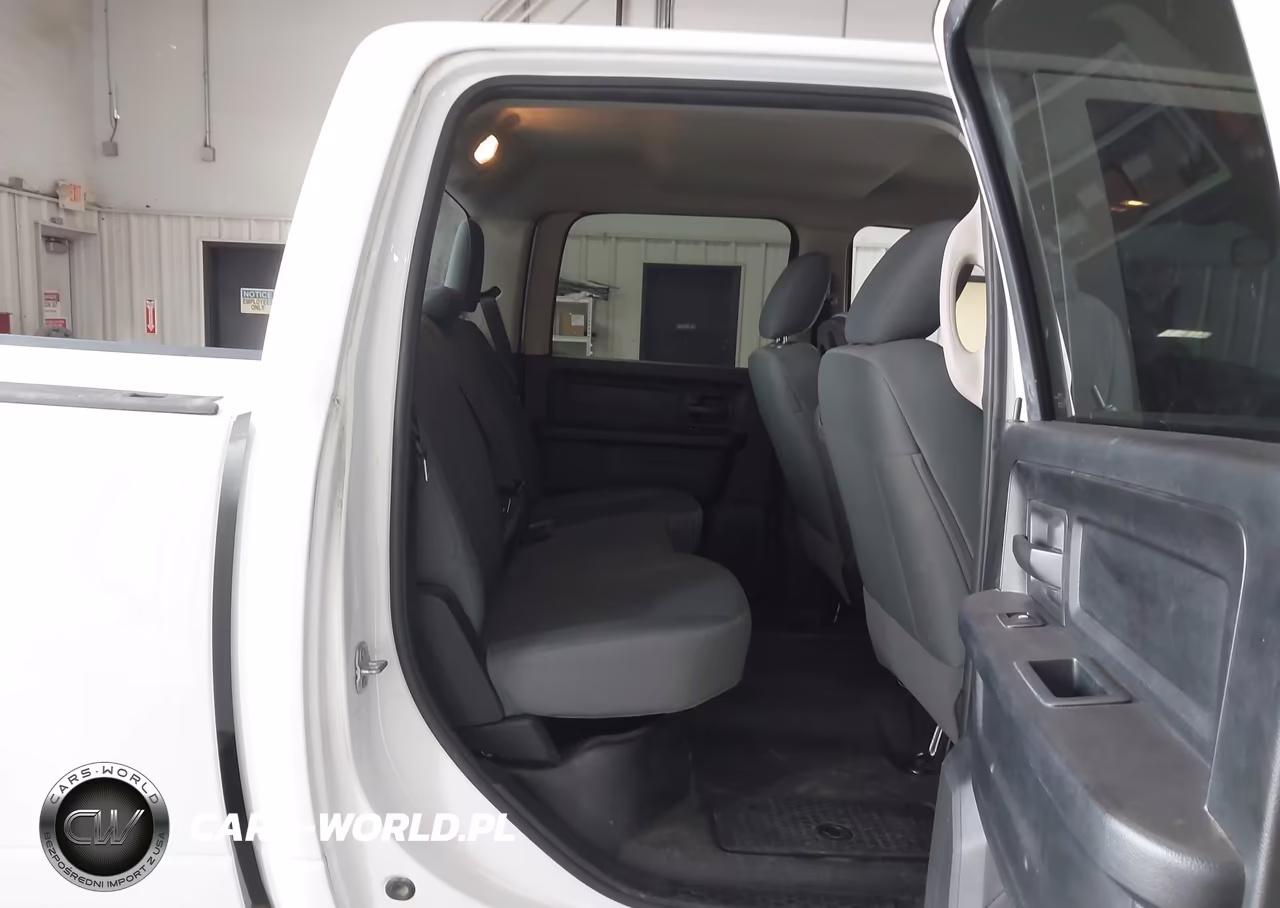 2017 Ram 3500 Tradesman 4X4 8' Box VIN:3C63R3GL9HG714809 - 8