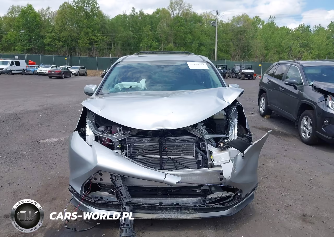 2025 Toyota Sienna Xle VIN:5TDJSKFCXSS197965 - 12