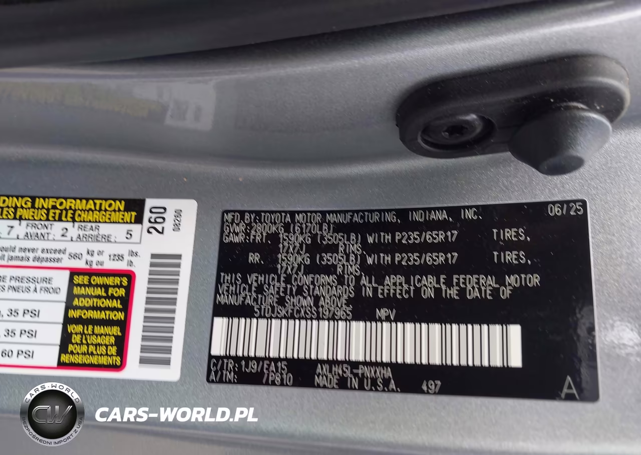 2025 Toyota Sienna Xle VIN:5TDJSKFCXSS197965 - 9