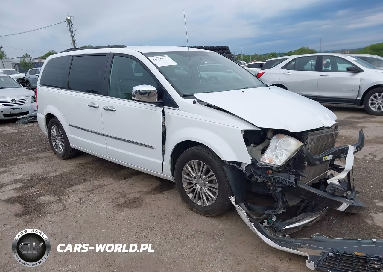 2014 Chrysler Town & Country Touring-L – zdjęcie 1 z 16