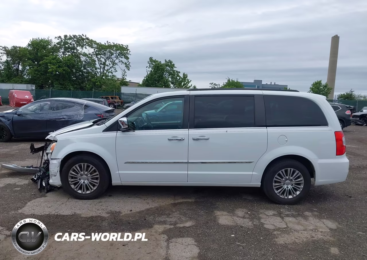 2014 Chrysler Town & Country Touring-L VIN:2C4RC1CG9ER168732 - 14