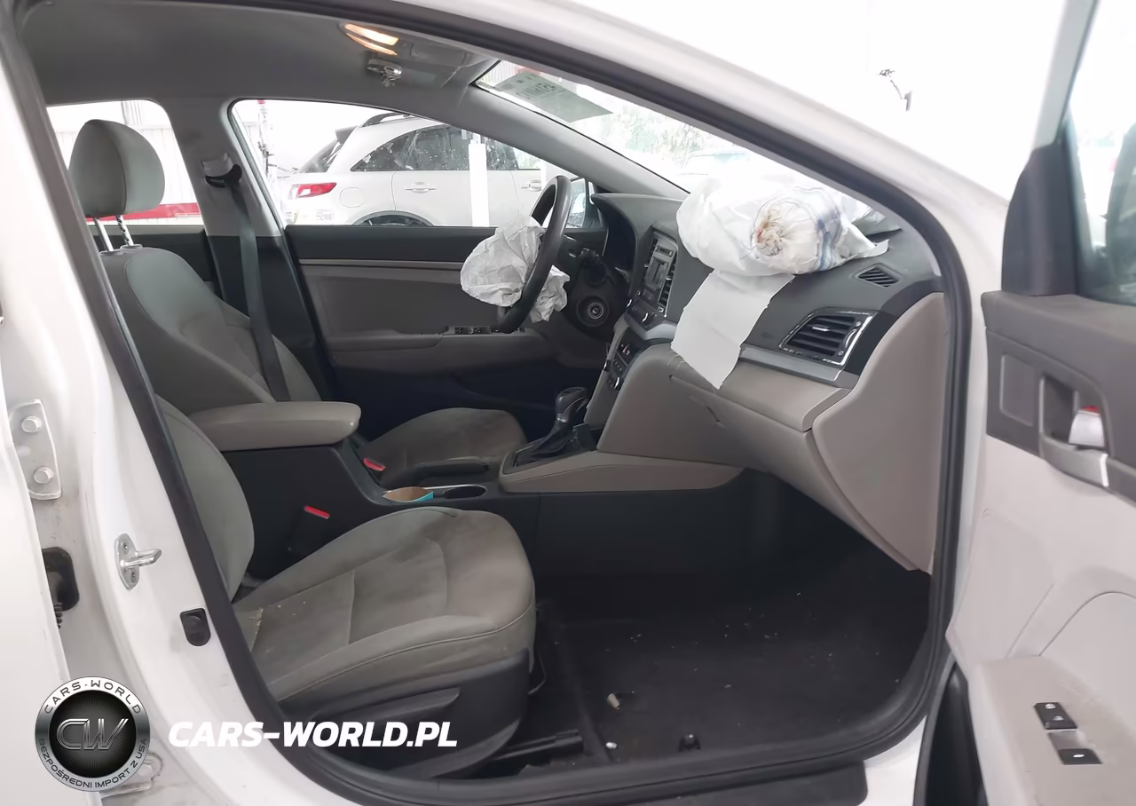 2017 Hyundai Elantra Se VIN:5NPD74LF3HH079165 - 5