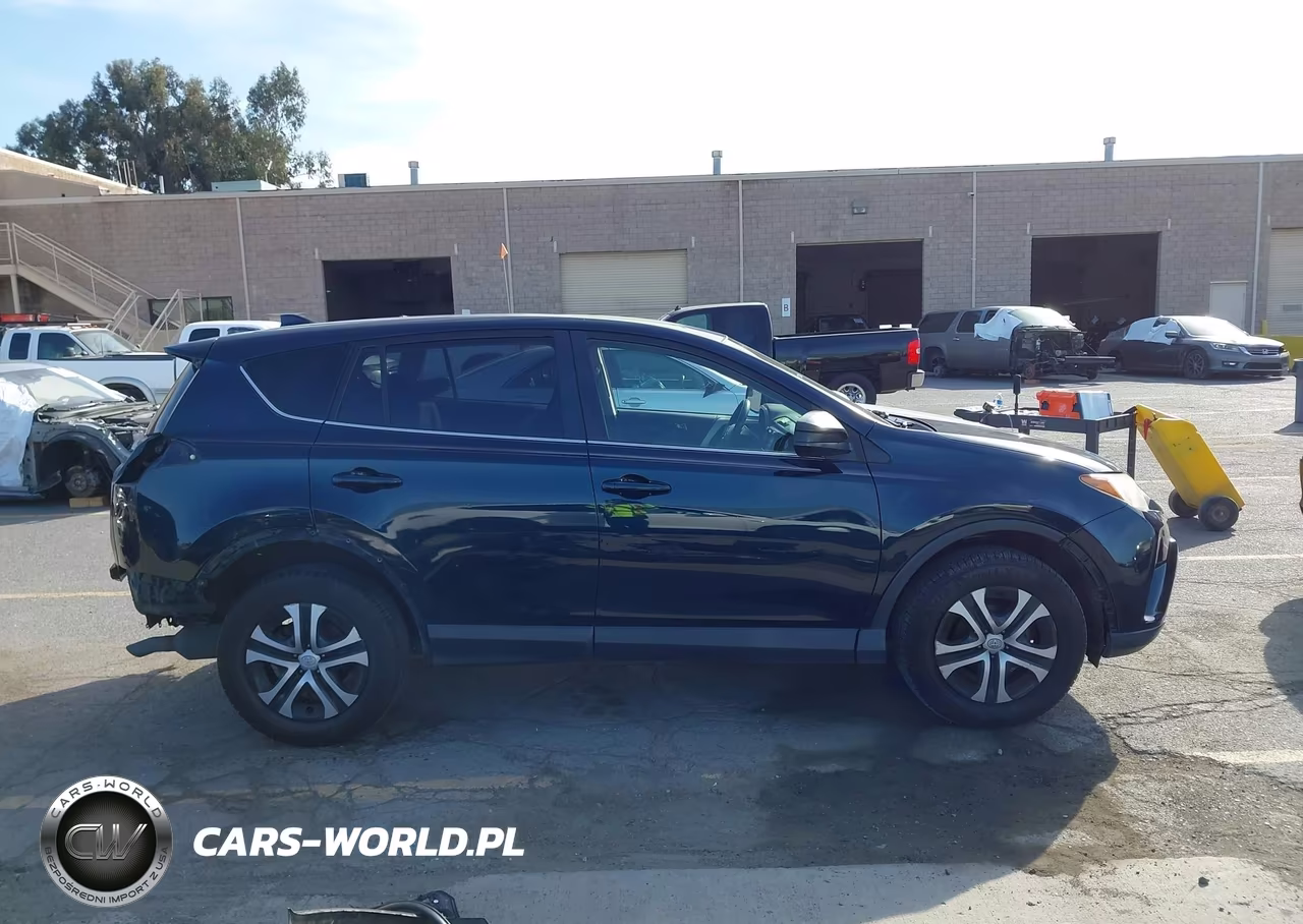 2017 Toyota Rav4 Le VIN:JTMZFREV7HJ139711 - 14