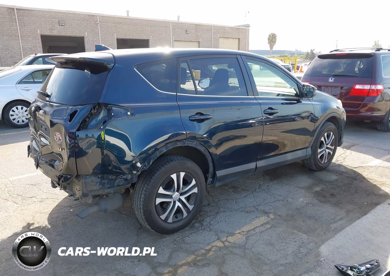 2017 Toyota Rav4 Le VIN:JTMZFREV7HJ139711 - 4