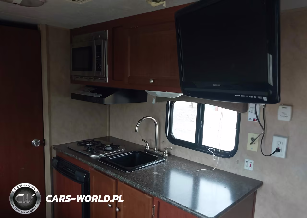 2014 Coachmen Other VIN:5ZT2CWFC6E5103467 - 13