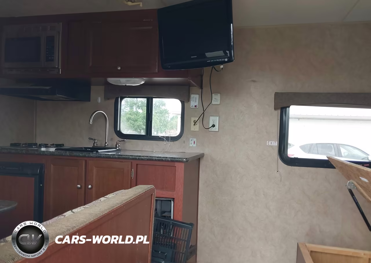 2014 Coachmen Other VIN:5ZT2CWFC6E5103467 - 5