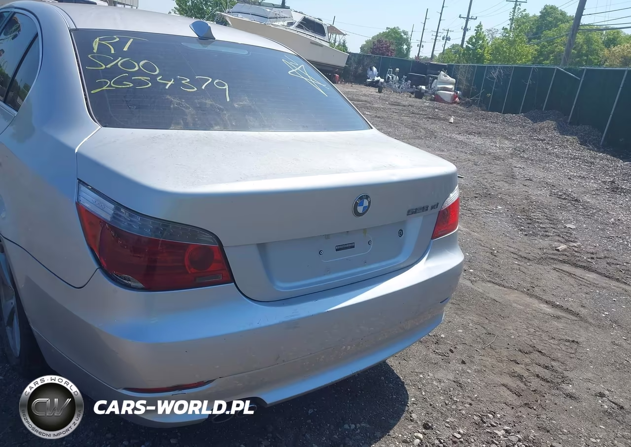 2008 BMW 528Xi VIN:WBANV13528CZ56785 - 15