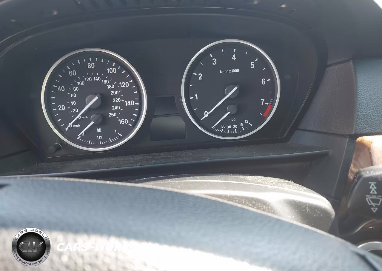 2008 BMW 528Xi VIN:WBANV13528CZ56785 - 7