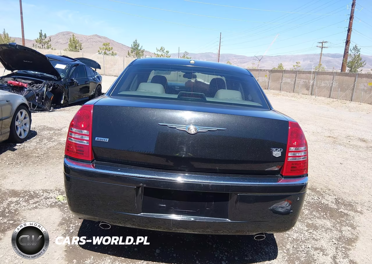 2007 Chrysler 300C VIN:2C3KK63H07H636418 - 17