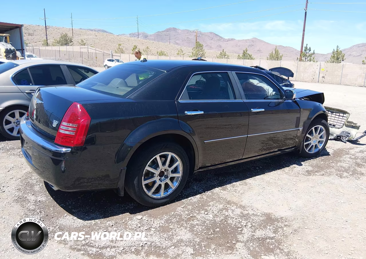 2007 Chrysler 300C VIN:2C3KK63H07H636418 - 4