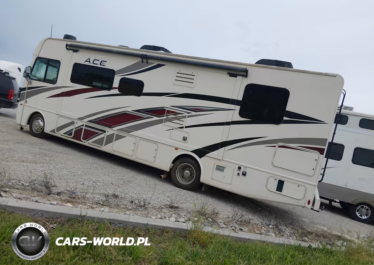 2019 Ford F53 VIN:1F65F5DY1K0A10642 - 3