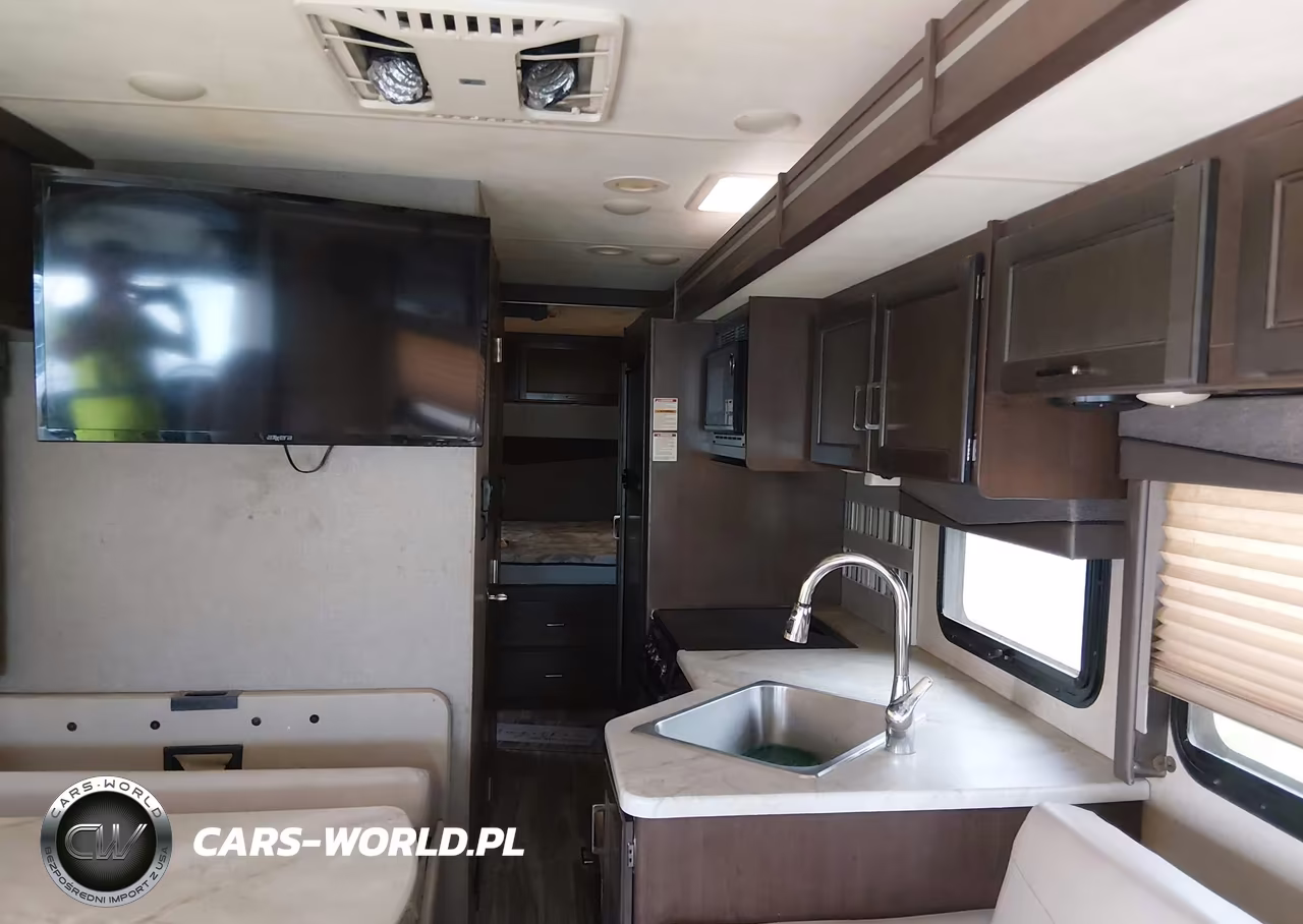2019 Ford F53 VIN:1F65F5DY1K0A10642 - 8