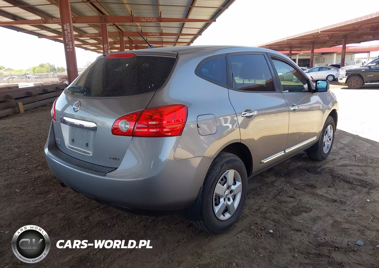 2014 Nissan Rogue Select S VIN:JN8AS5MV1EW703651 - 4