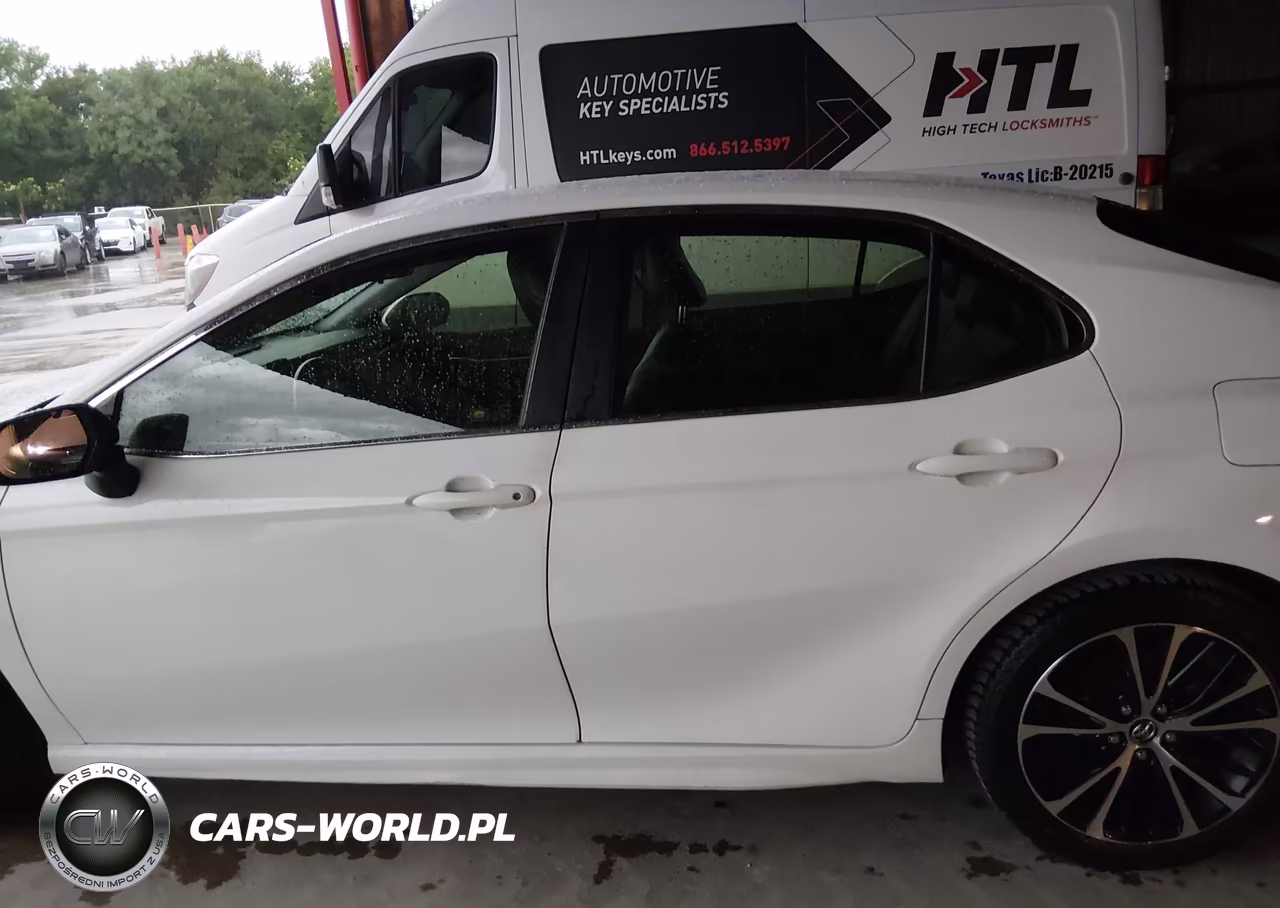 2018 Toyota Camry Se VIN:JTNB11HK6J3008035 - 14