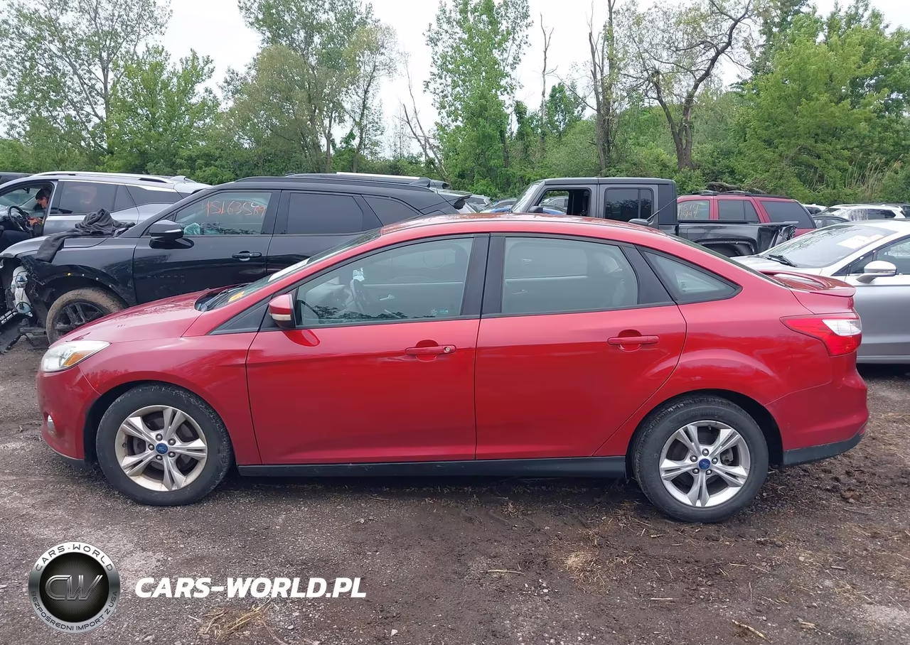 2012 Ford Focus Se VIN:1FAHP3F27CL362733 - 14