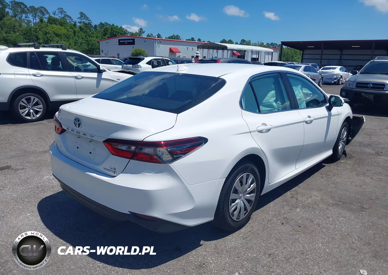 2022 Toyota Camry Le Hybrid VIN:4T1C31AK2NU578011 - 4