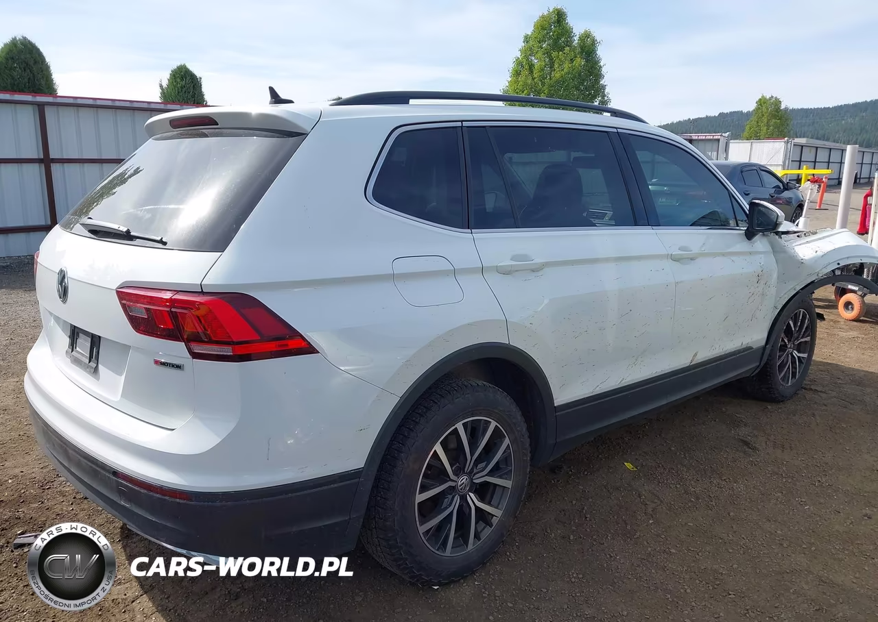 2019 Volkswagen Tiguan 2.0T Se-2.0T Sel-2.0T Sel R-Line-2.0T Sel R-Line Black VIN:3VV2B7AX0KM176829 - 4