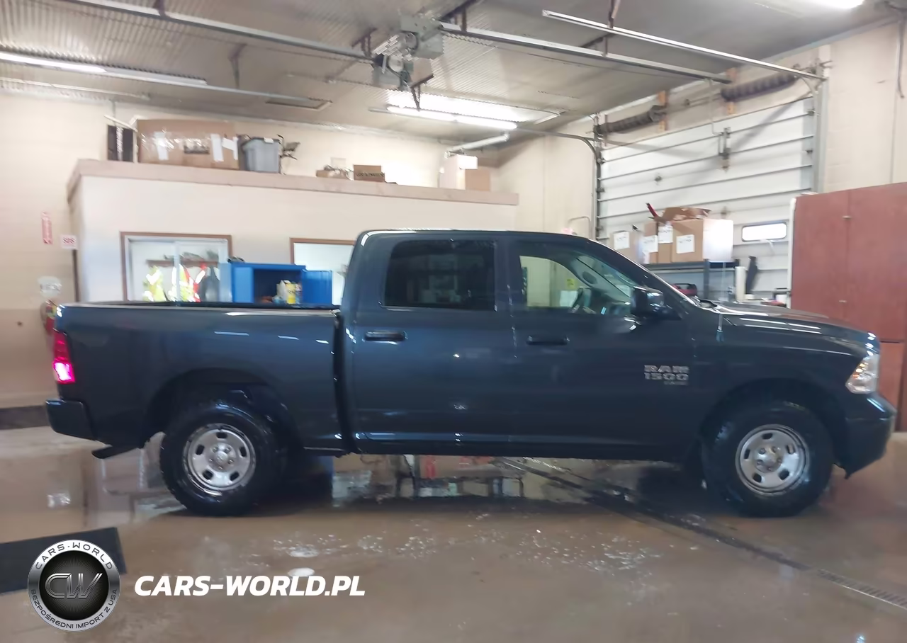 2019 Ram 1500 Classic Tradesman 4X4 5'7 Box VIN:1C6RR7KG7KS634405 - 14