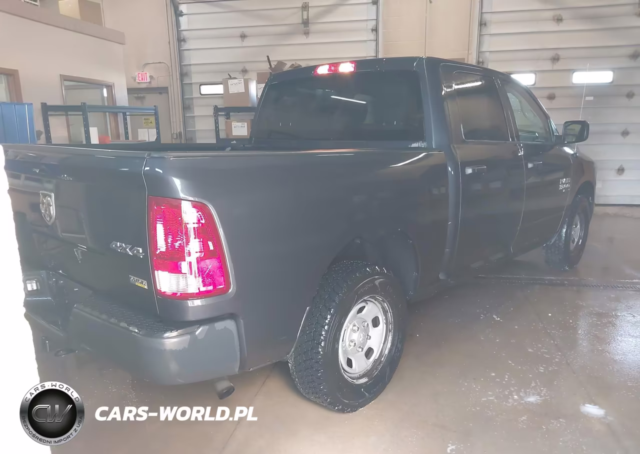 2019 Ram 1500 Classic Tradesman 4X4 5'7 Box VIN:1C6RR7KG7KS634405 - 4