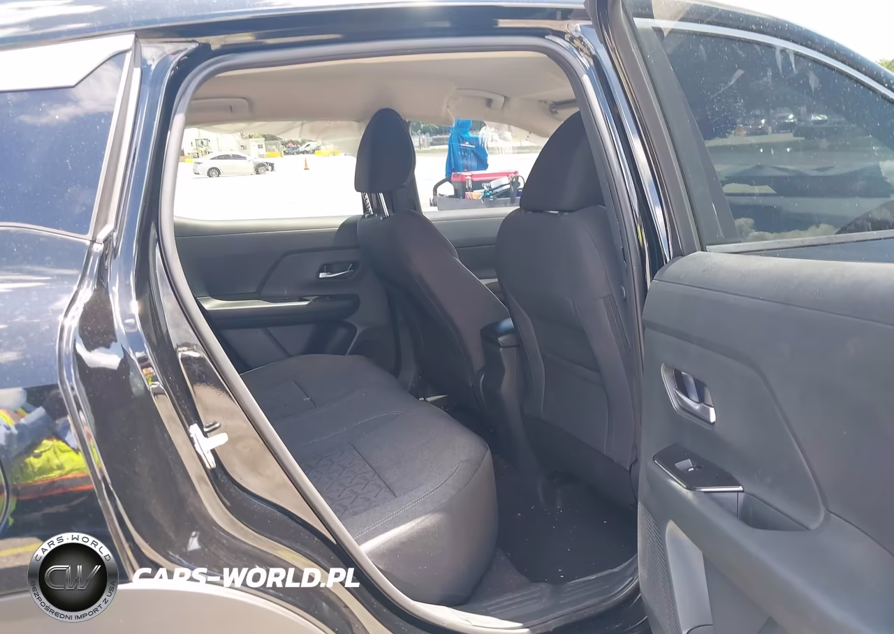2025 Nissan Kicks Sv Fwd VIN:3N8AP6CA6SL427362 - 8