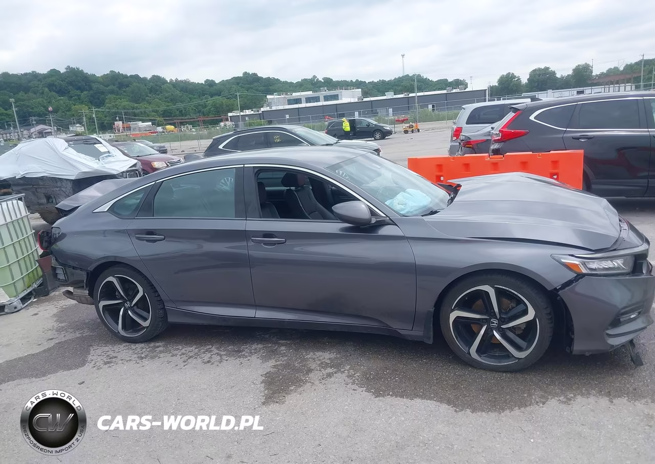 2019 Honda Accord Sport VIN:1HGCV1F3XKA130050 - 14
