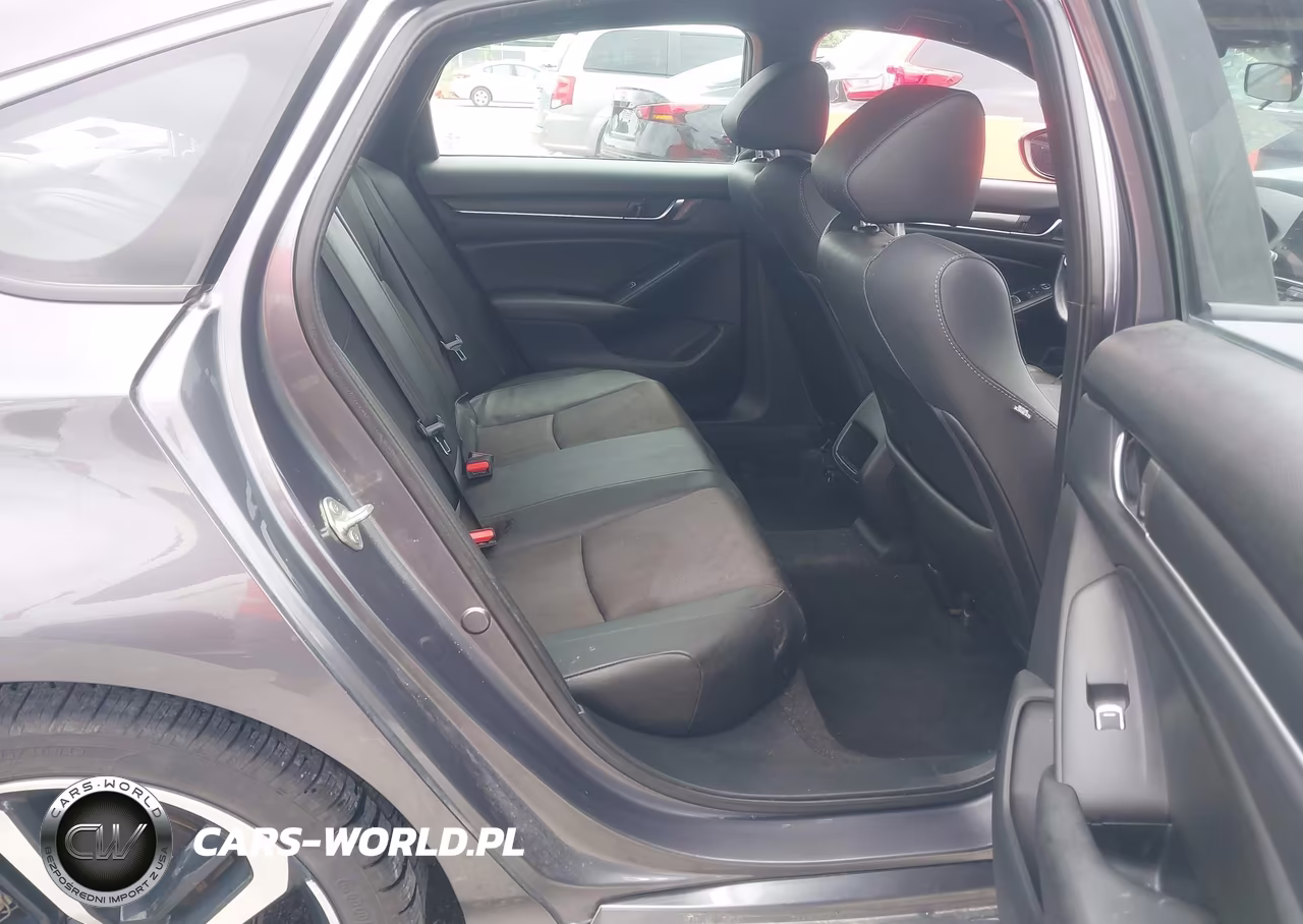 2019 Honda Accord Sport VIN:1HGCV1F3XKA130050 - 8