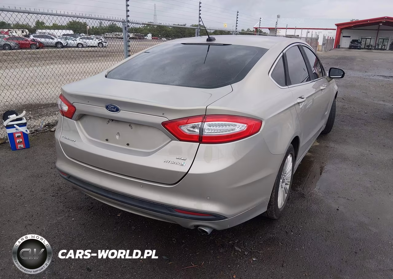 2015 Ford Fusion Hybrid Se VIN:3FA6P0LUXFR263499 - 4
