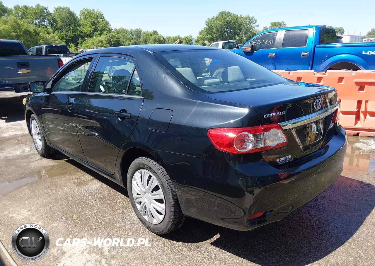 2012 Toyota Corolla Le VIN:5YFBU4EE8CP057355 - 3